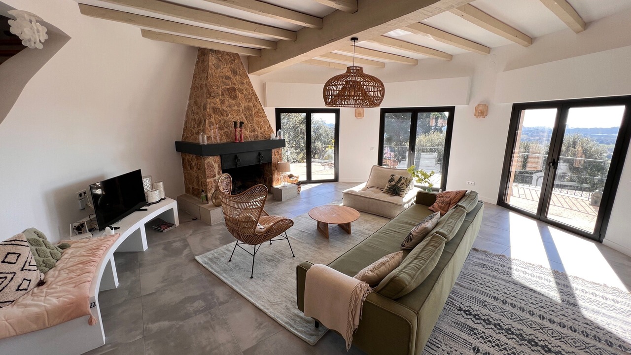 Photo of Livingroom in Vall-Llobrega