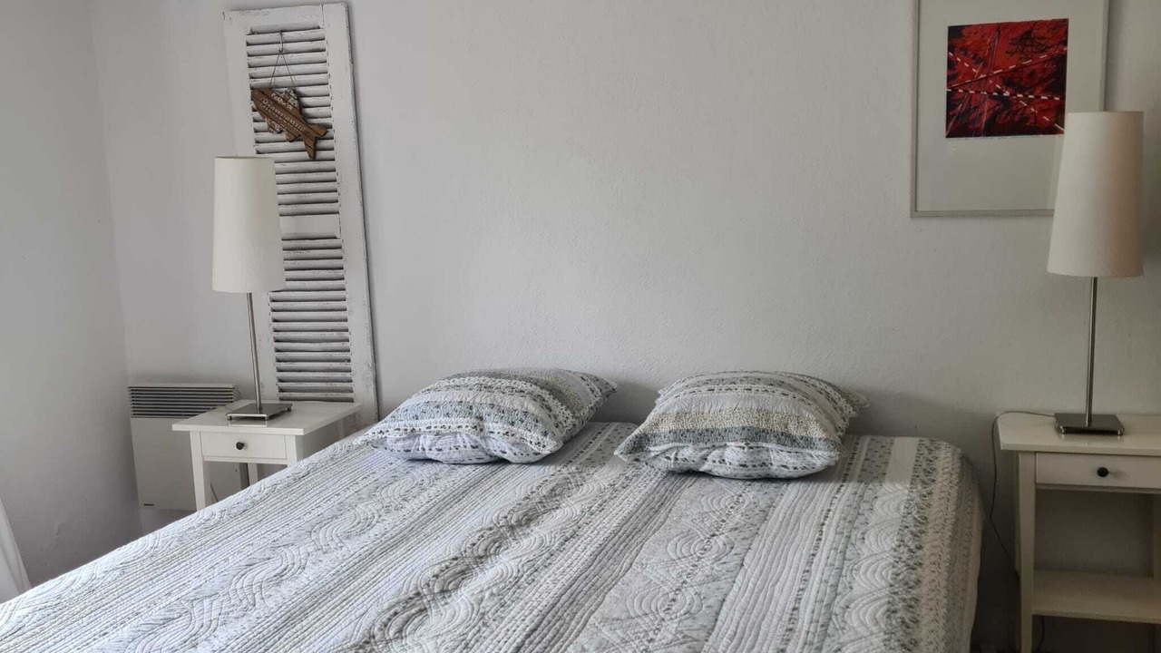Photo of Bedroom in Hambye