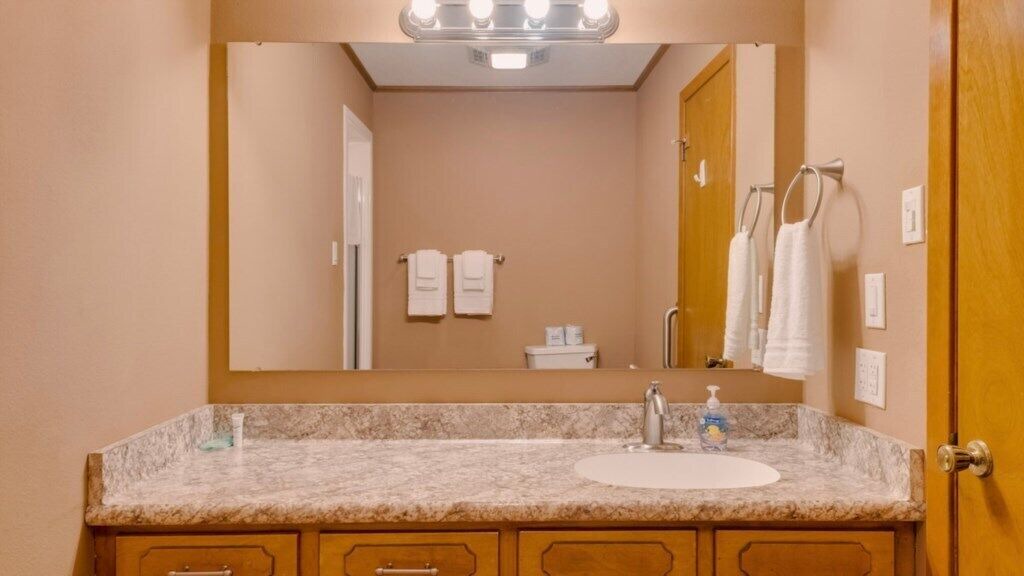 Photo of Bathroom in Hot Springs Village