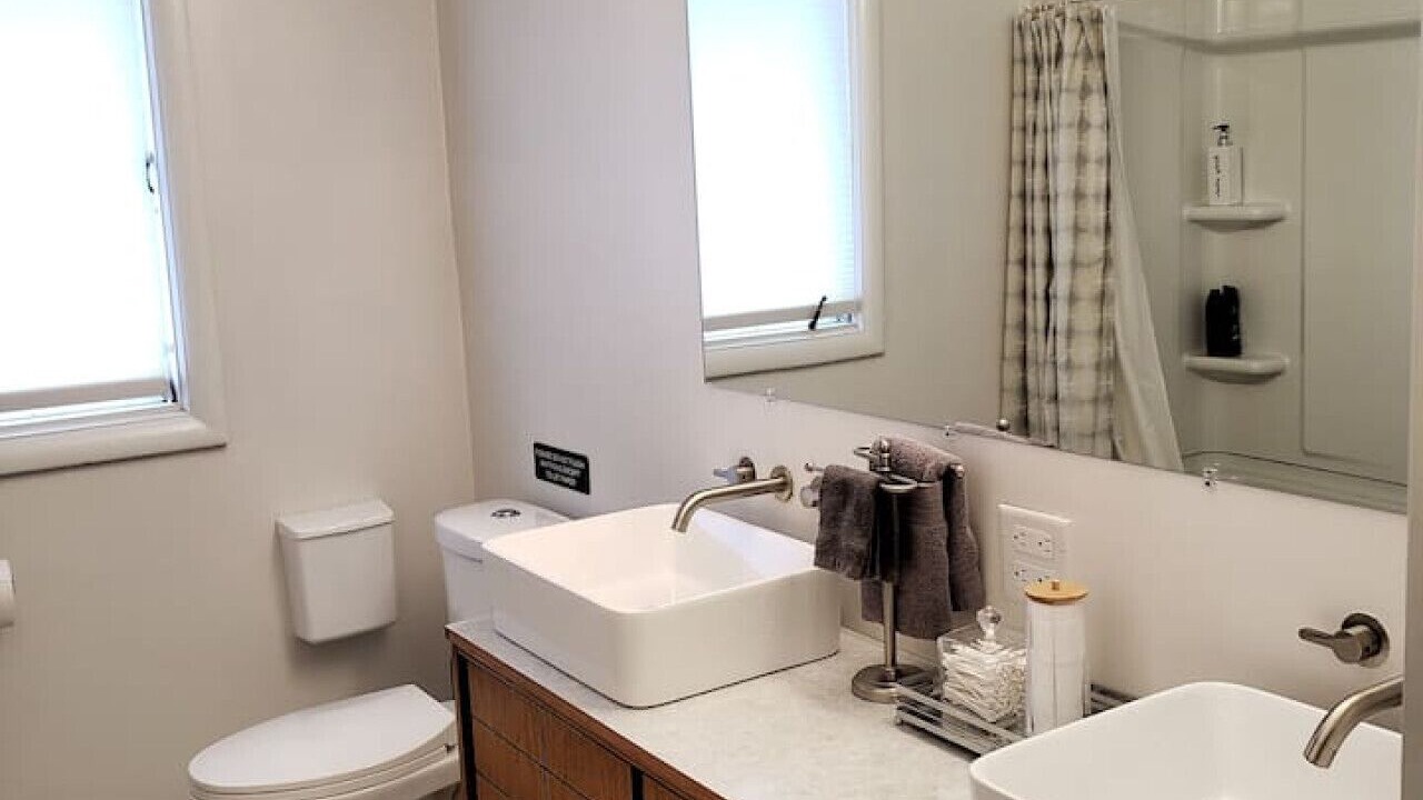 Photo of Bathroom in Urbandale