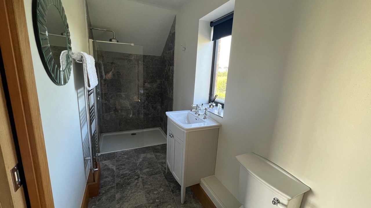 Photo of Others in Redlynch