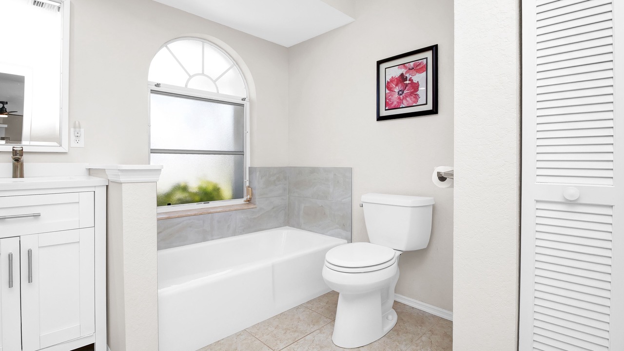 Photo of Bathroom in Broadmoor