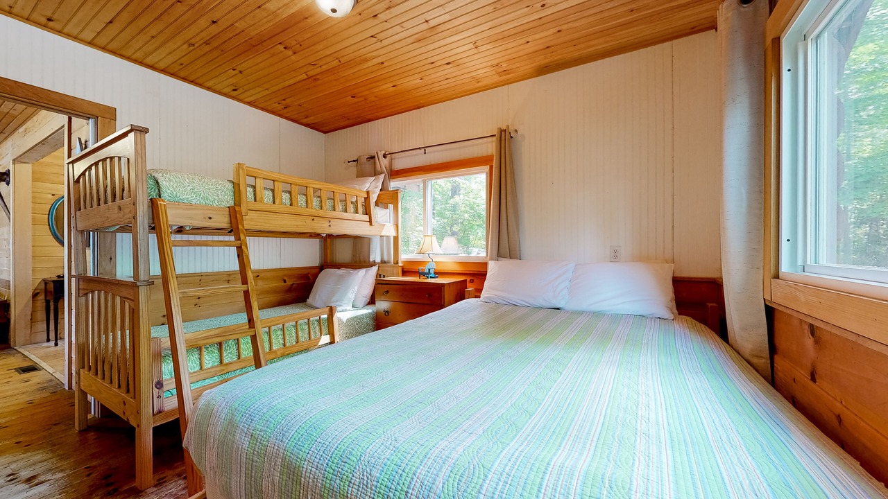 Photo of Bedroom in The Bays