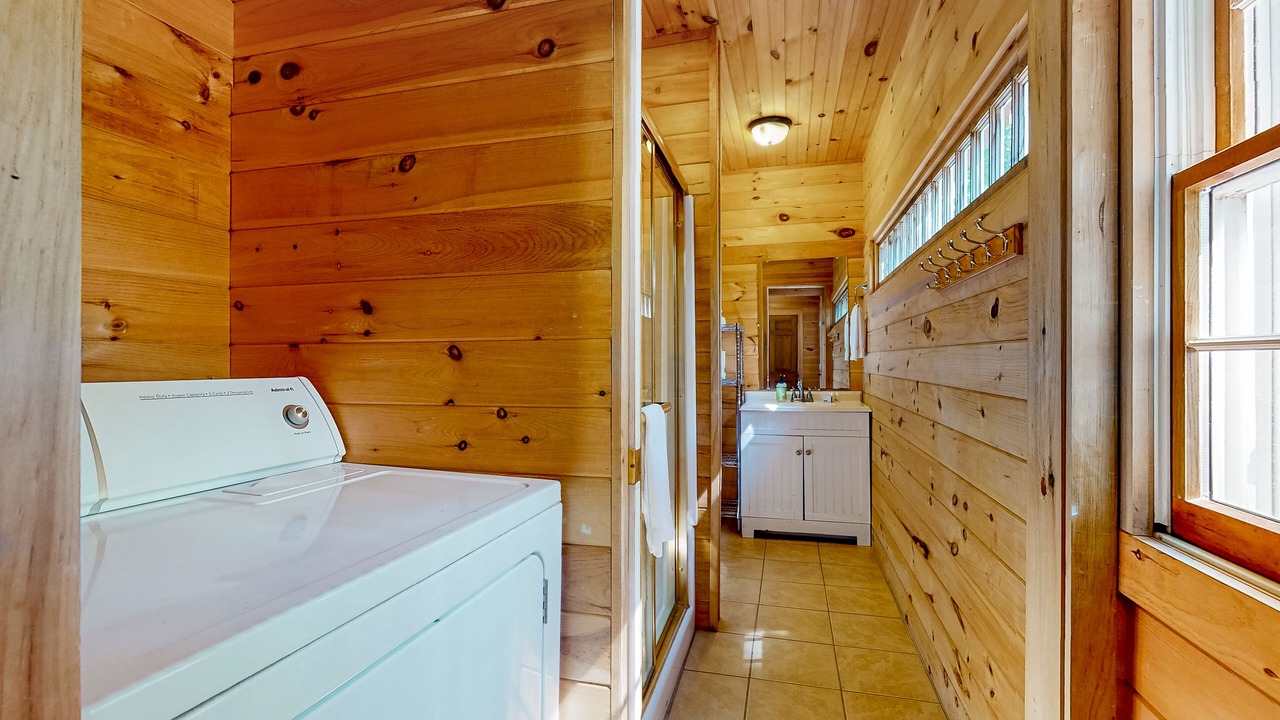 Photo of Bathroom in The Bays