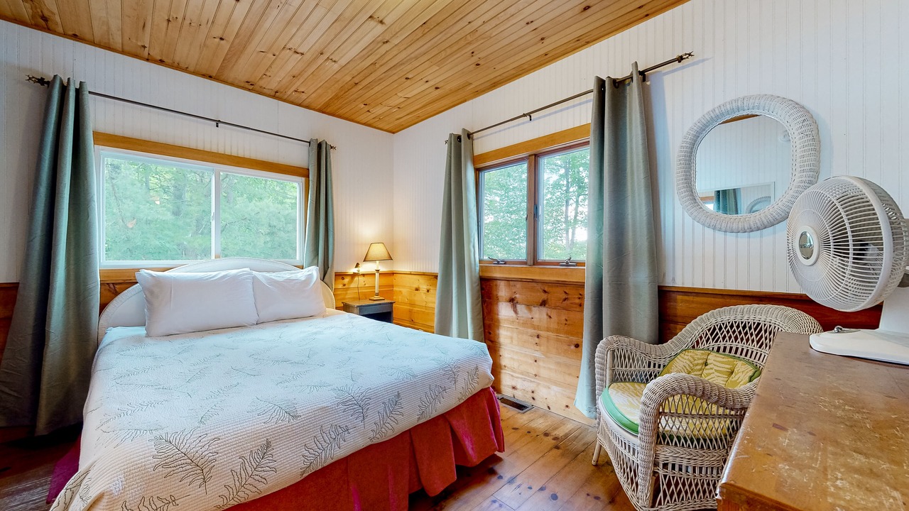 Photo of Bedroom in The Bays