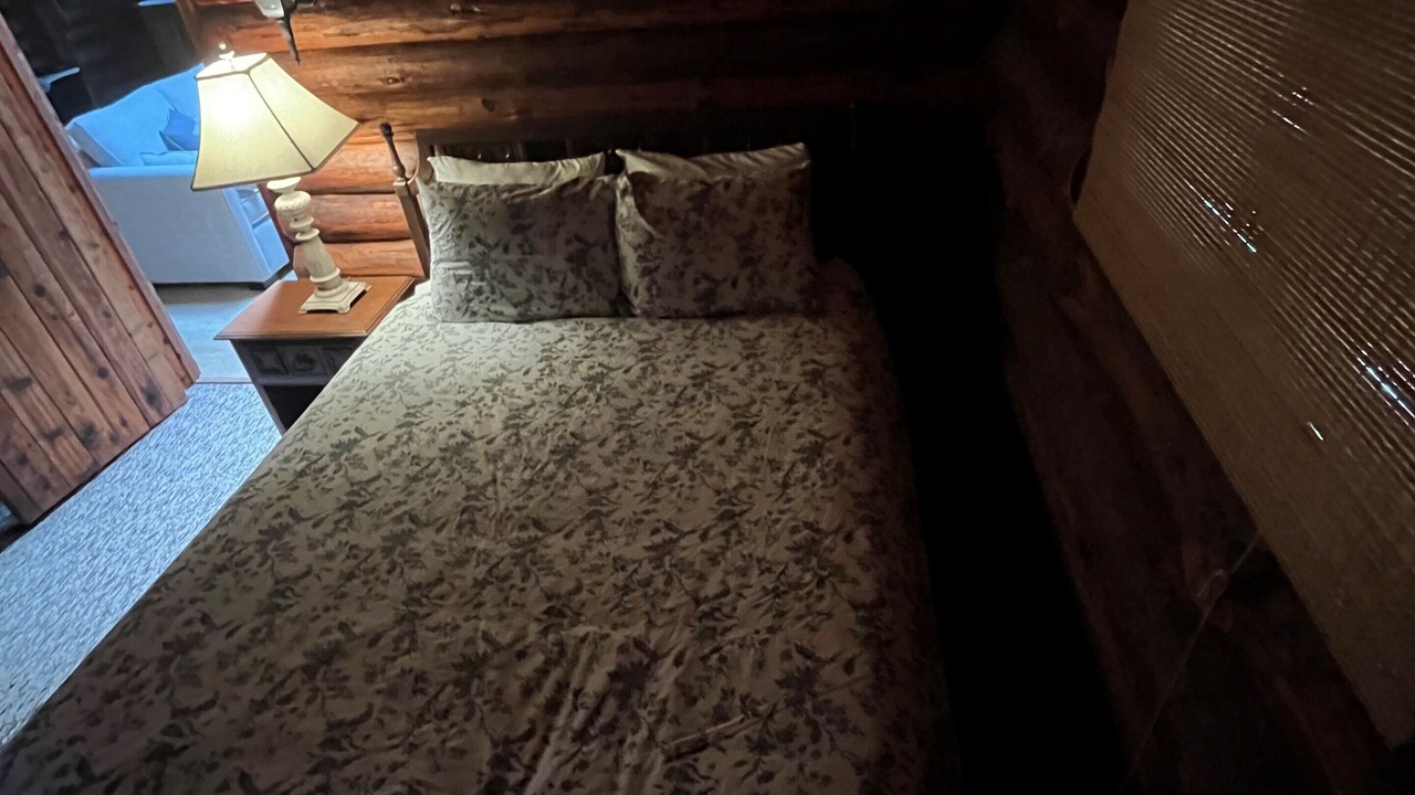 Photo of Bedroom in Victoria Beach