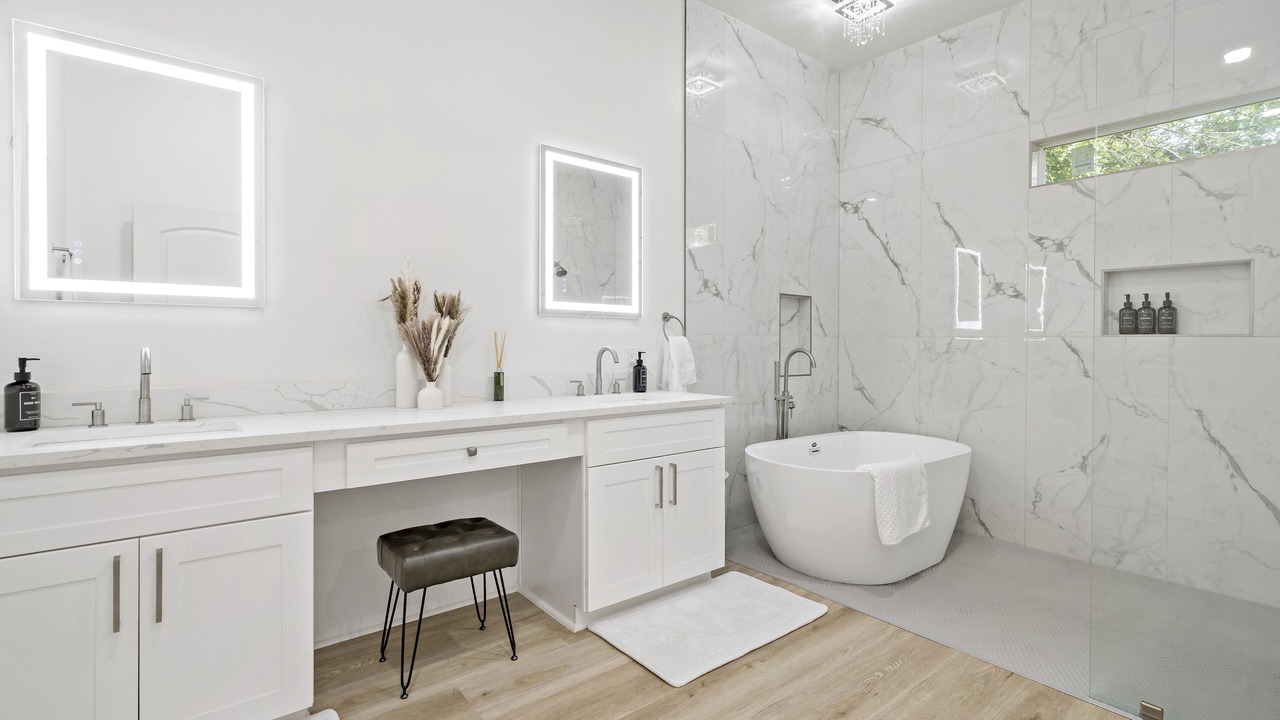 Photo of Bathroom in Tobin Hill