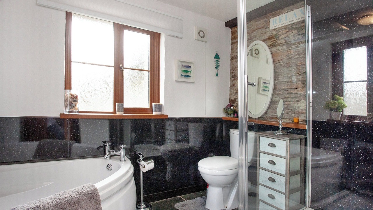 Photo of Bathroom in Camelford