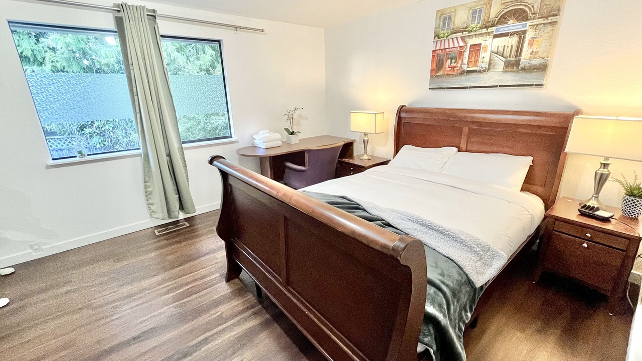 Photo of Bedroom in Bridle Trails