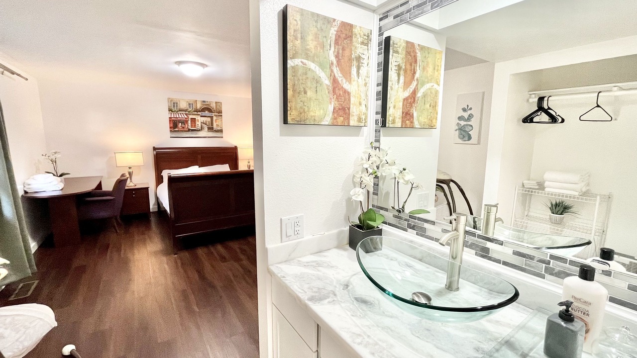 Photo of Bedroom in Bridle Trails