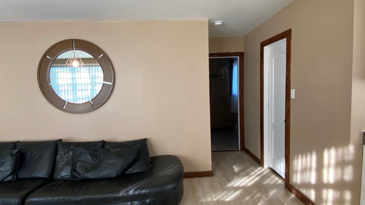 Photo of Livingroom in Wasaga Beach