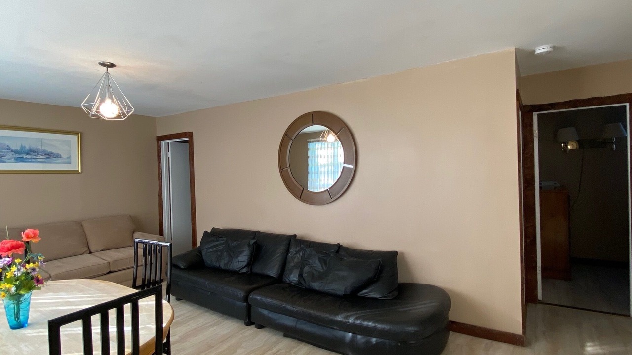 Photo of Livingroom in Wasaga Beach