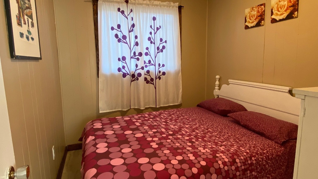 Photo of Bedroom in Wasaga Beach