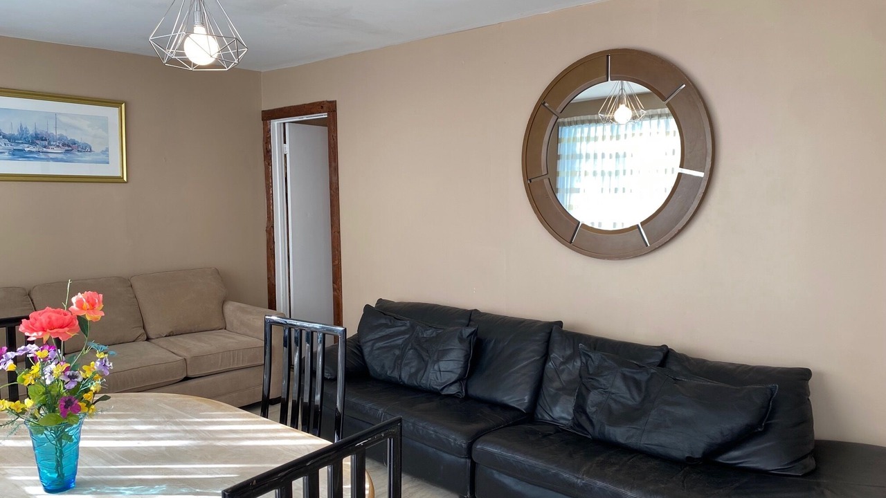 Photo of Livingroom in Wasaga Beach