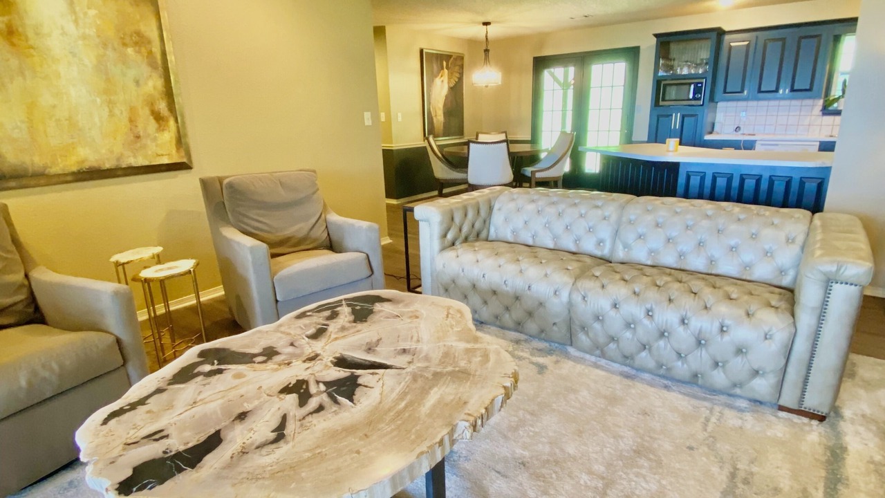 Photo of Livingroom in Mountainburg