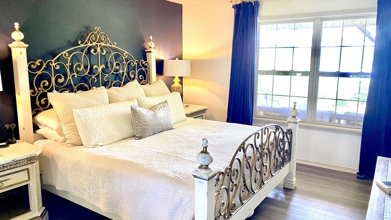 Photo of Bedroom in Mountainburg