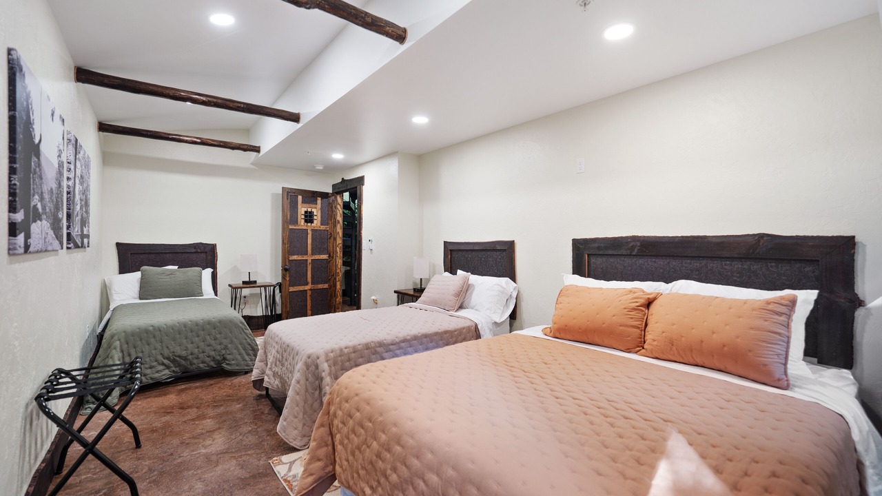 Photo of Bedroom in Ohiopyle