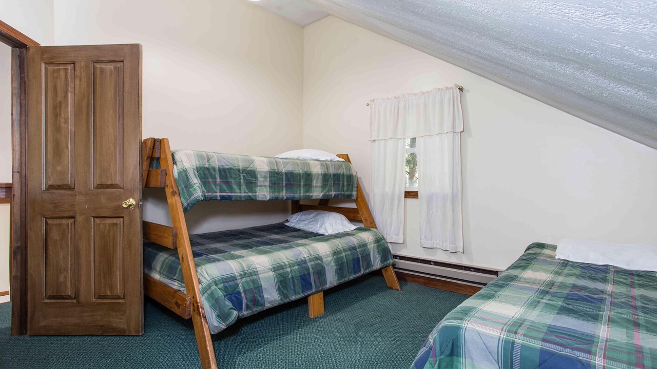 Photo of Bedroom in Lakeville
