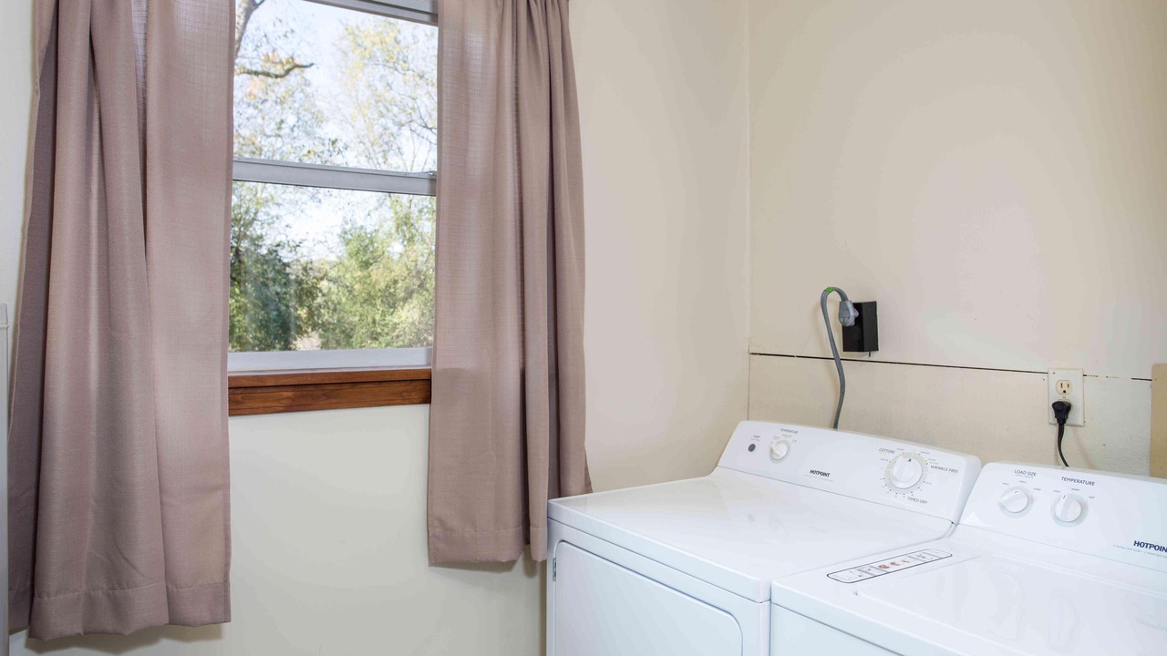 Photo of Bedroom in Lakeville