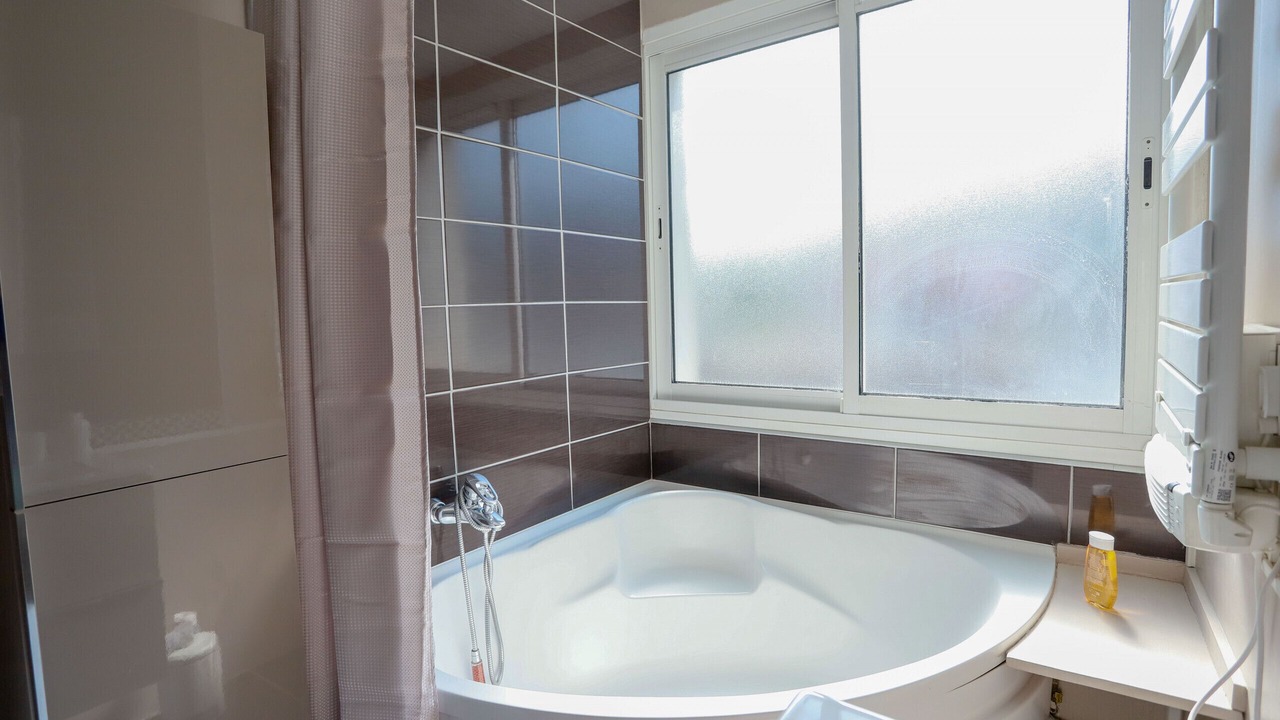 Photo of Bathroom in Seynod