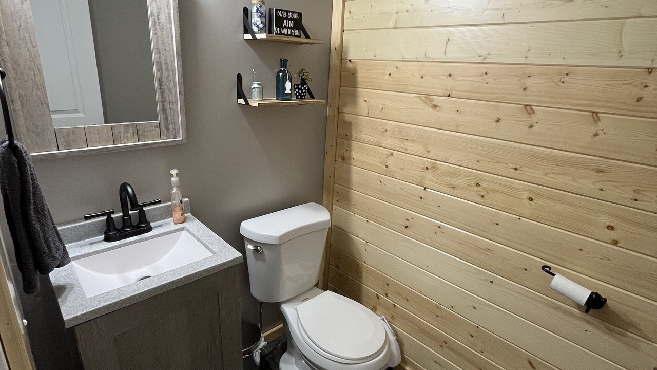 Photo of Bathroom in Aitkin
