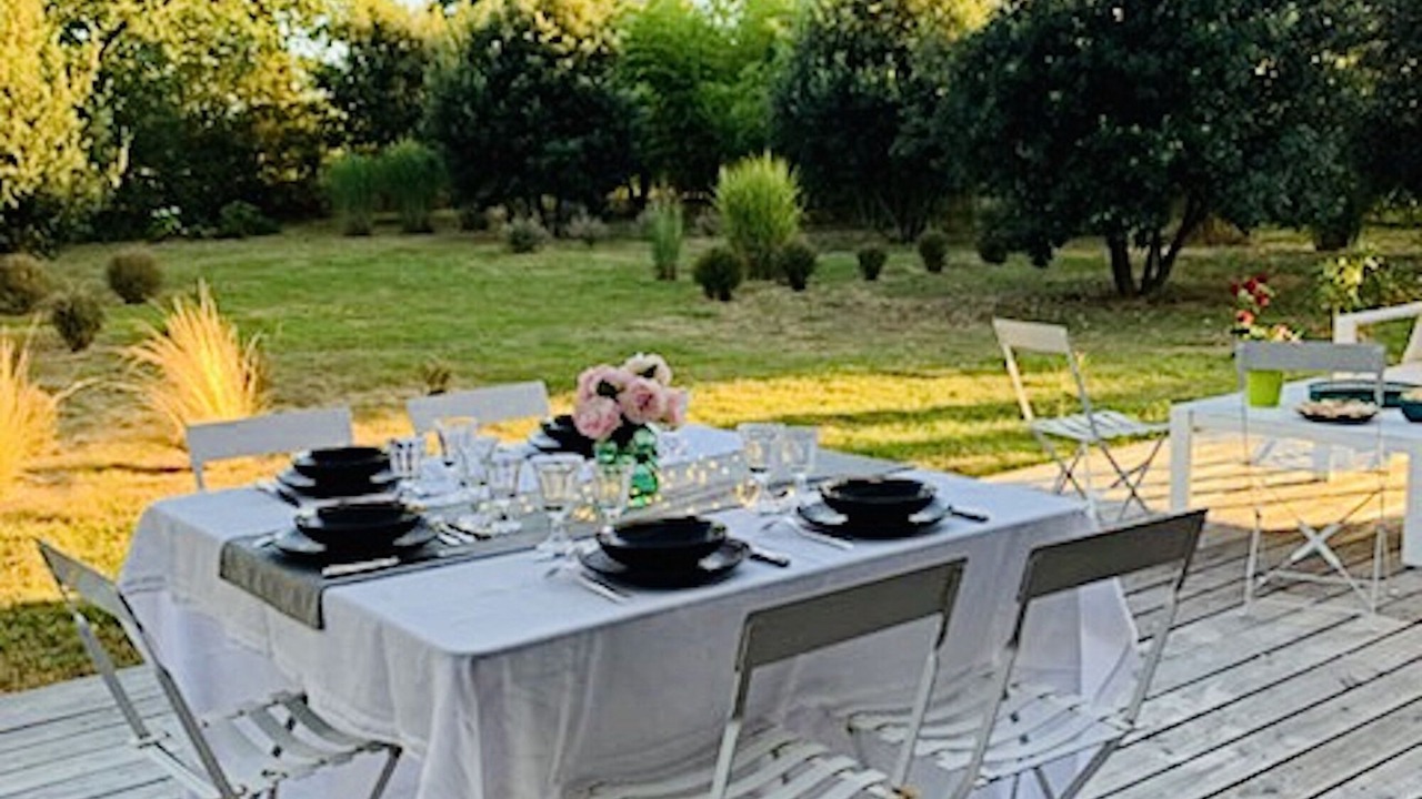 Photo of Outdoor in Oudon