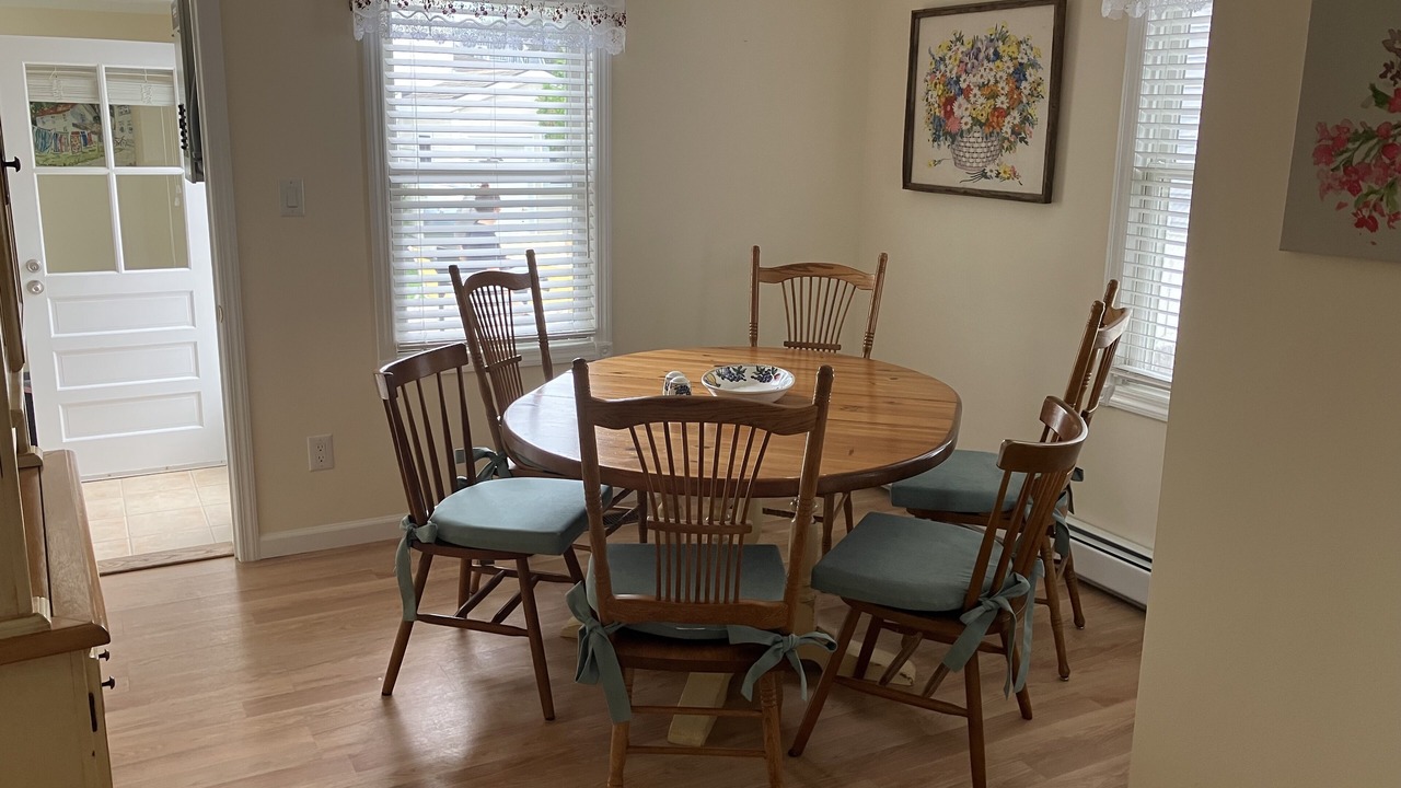 Photo of Livingroom in Avalon