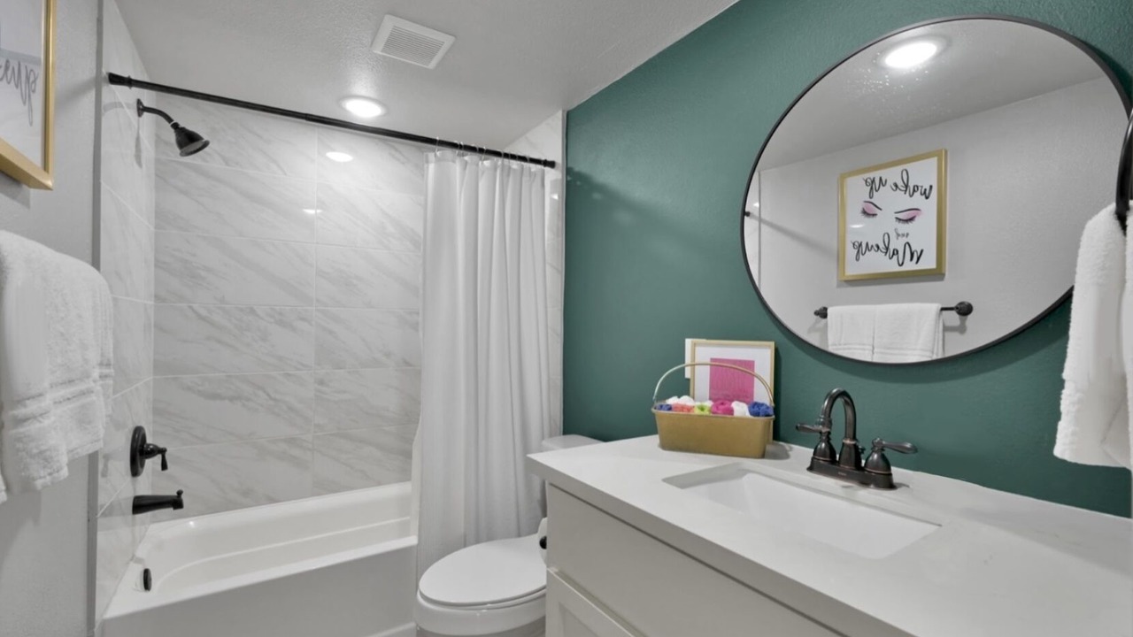 Photo of Bathroom in Willis