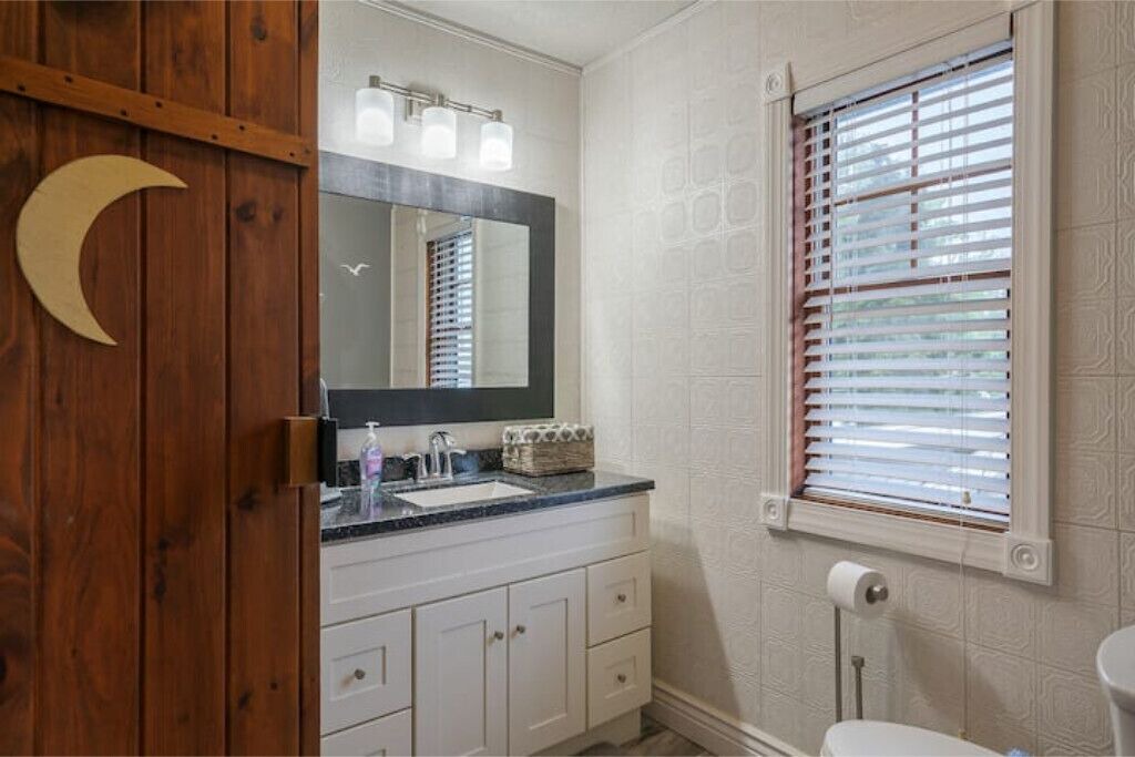 Photo of Bathroom in Canastota