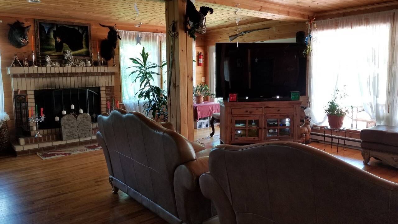 Photo of Livingroom in White Lake