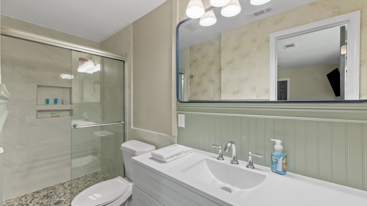 Photo of Bathroom in Mableton