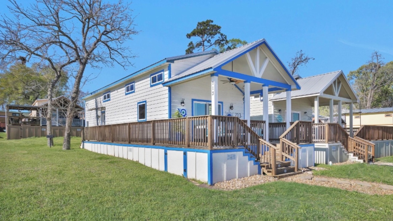 Photo of Outdoor in Willis