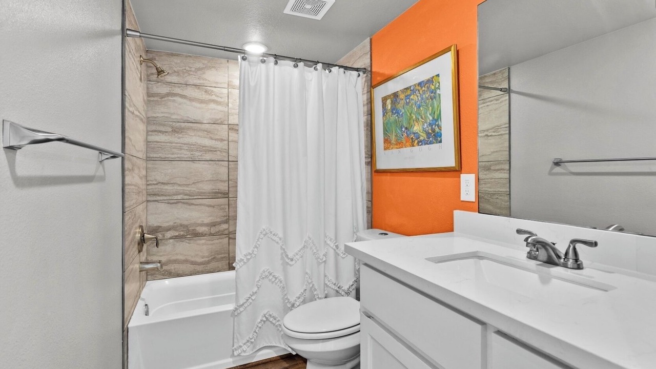 Photo of Bathroom in Willis