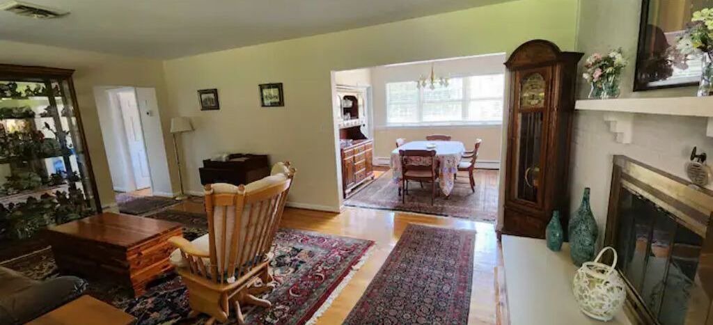 Photo of Bedroom in Glen Arm