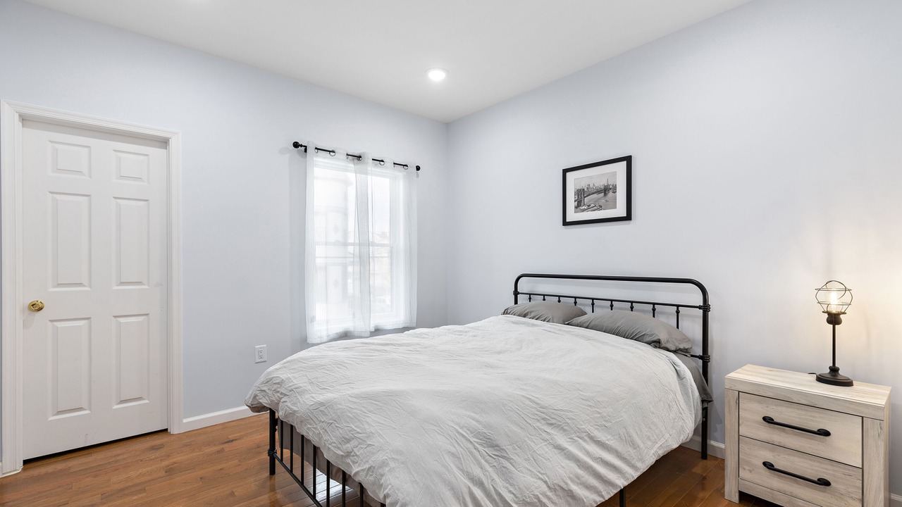 Photo of Bedroom in McGinley Square