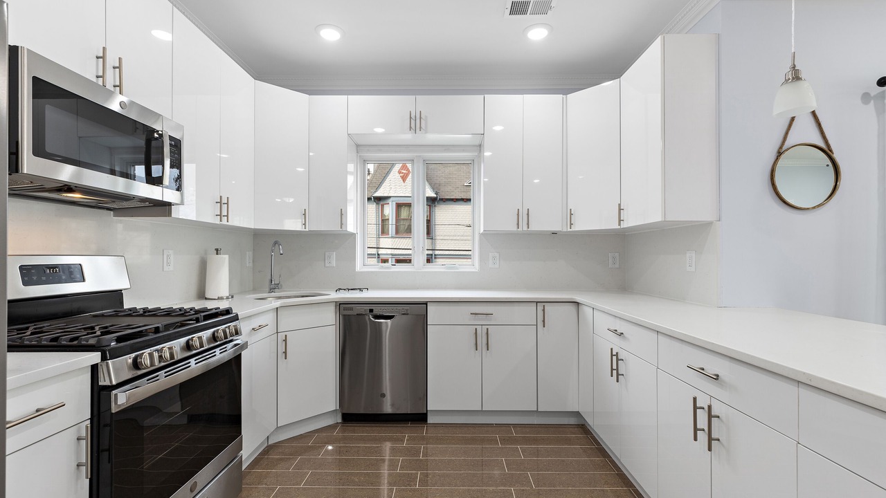 Photo of Kitchen in McGinley Square