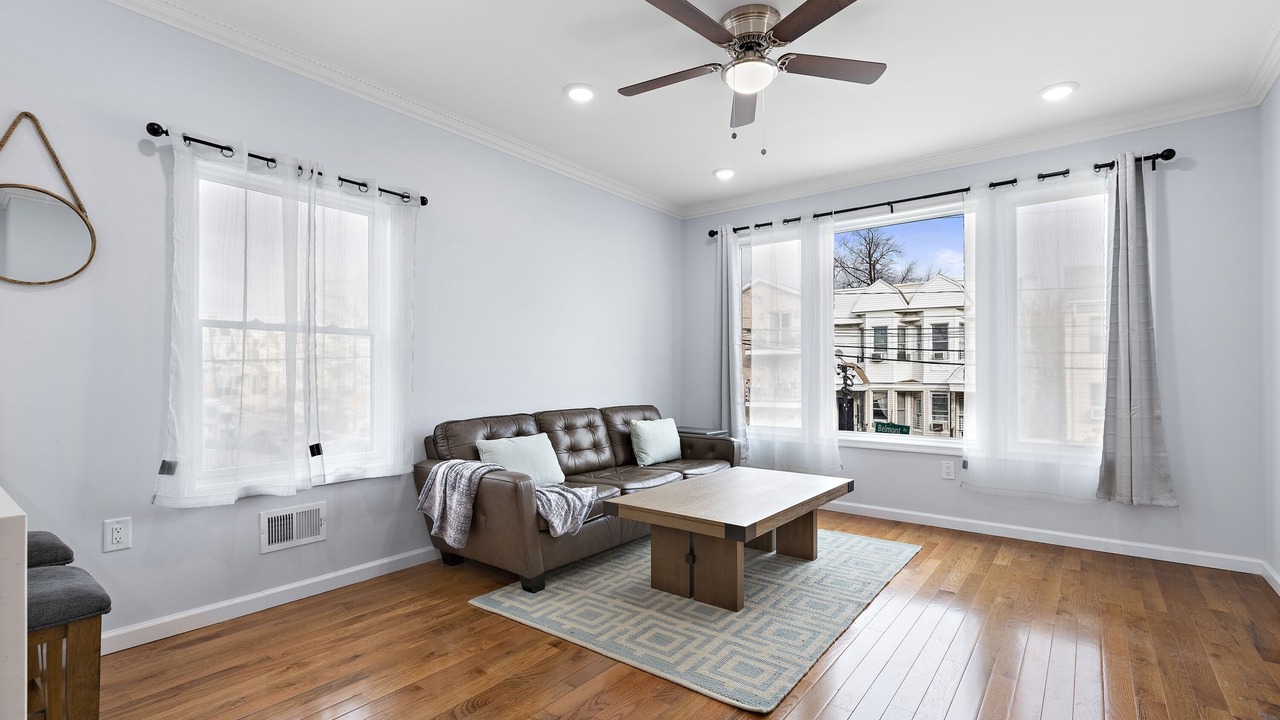 Photo of Livingroom in McGinley Square