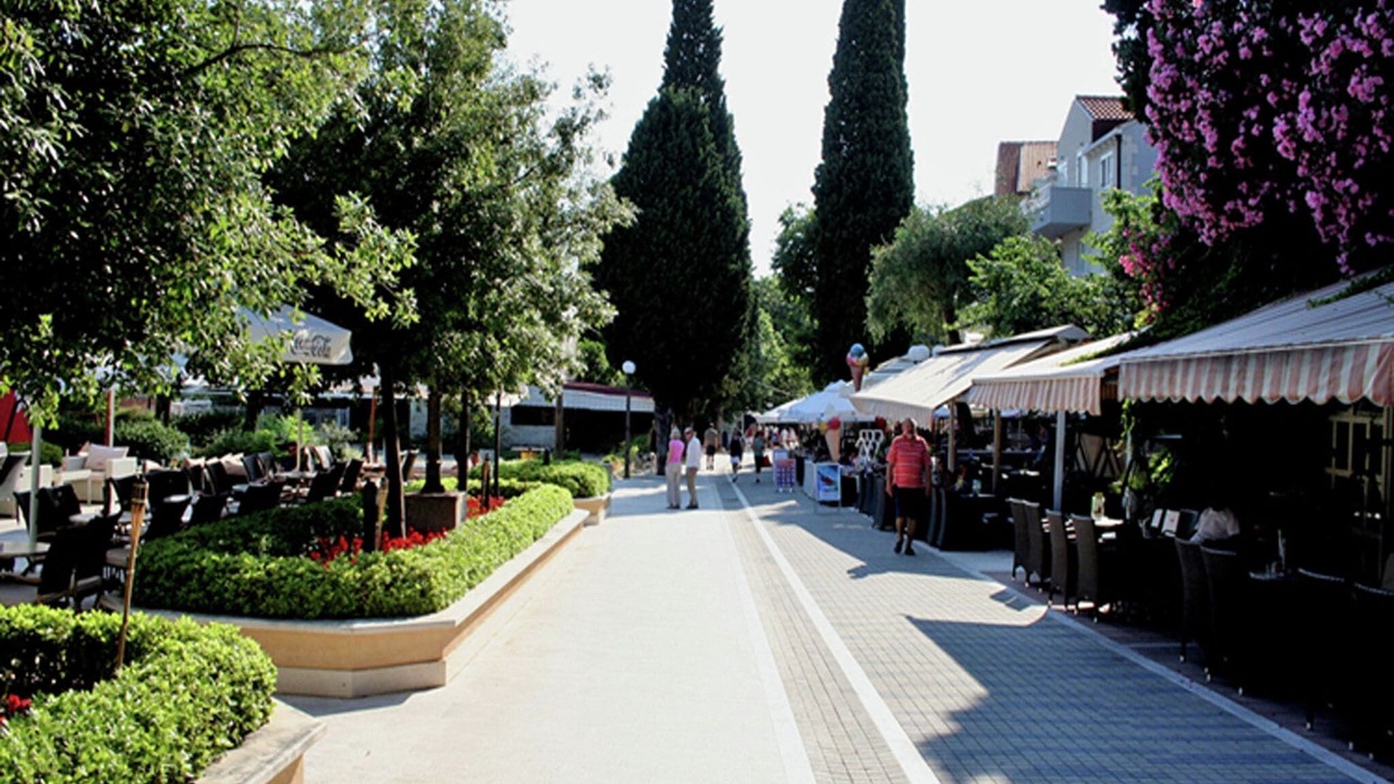 Photo of Others in Lapad