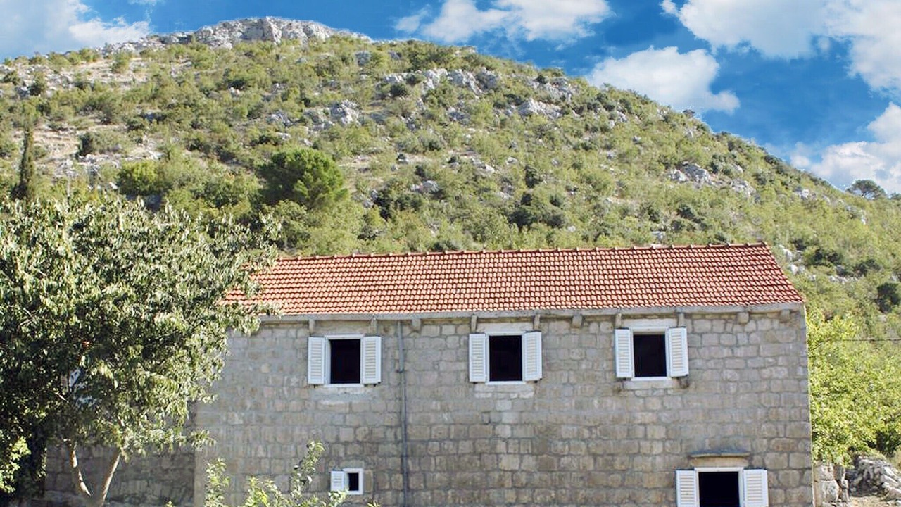 Photo of Outdoor in Stravca
