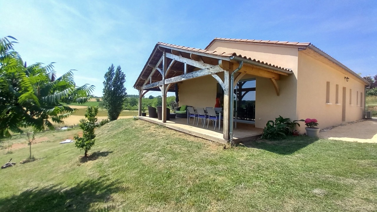 Photo of Outdoor in Meyrals