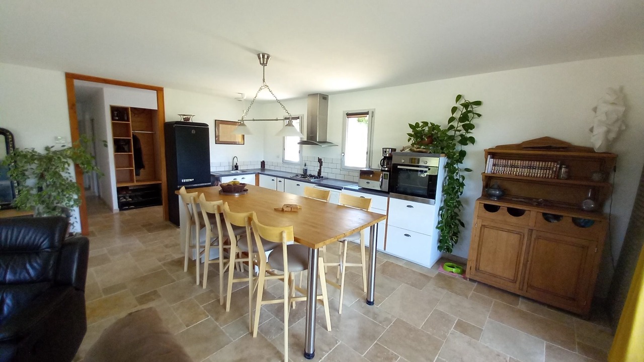 Photo of Others in Meyrals