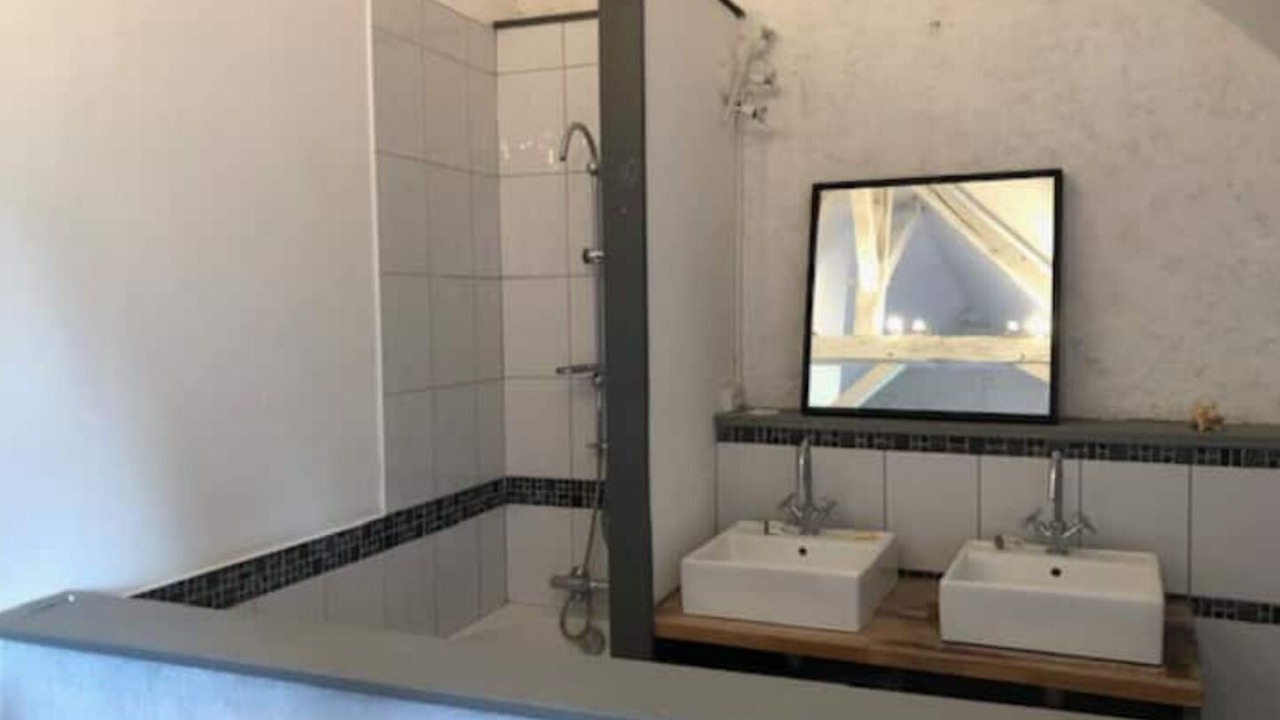 Photo of Bathroom in Continvoir