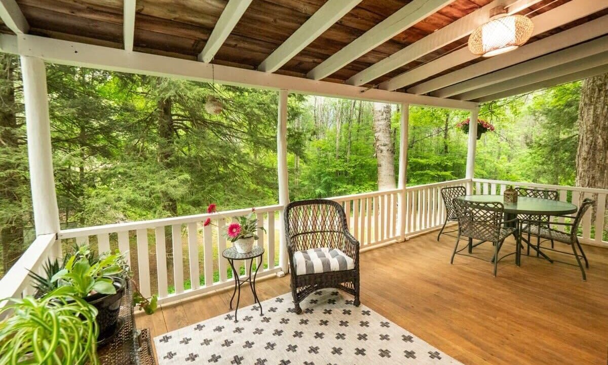 Photo of Outdoor in Canaan