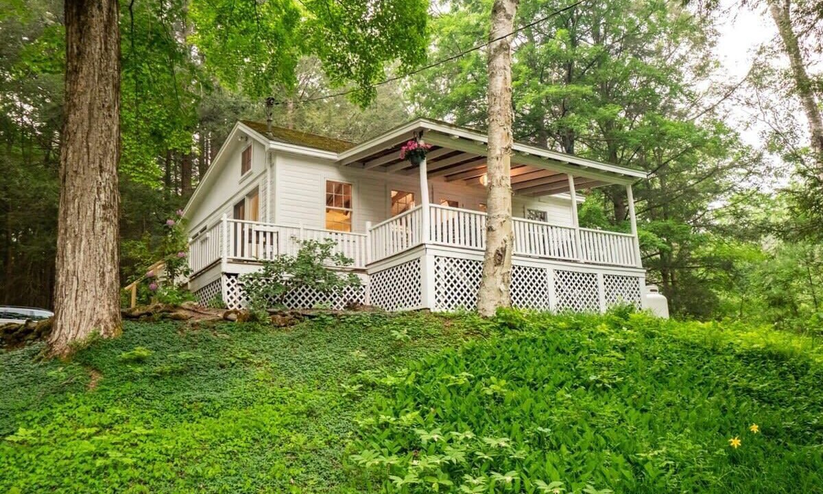 Photo of Outdoor in Canaan