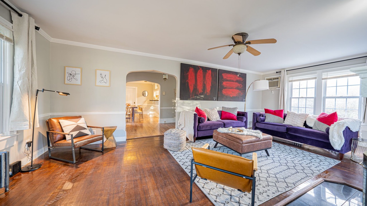 Photo of Livingroom in Norwichtown