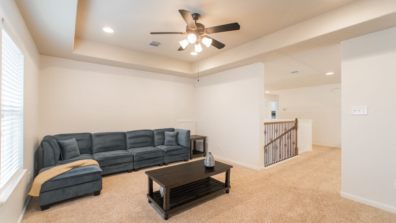 Photo of Livingroom in Spring