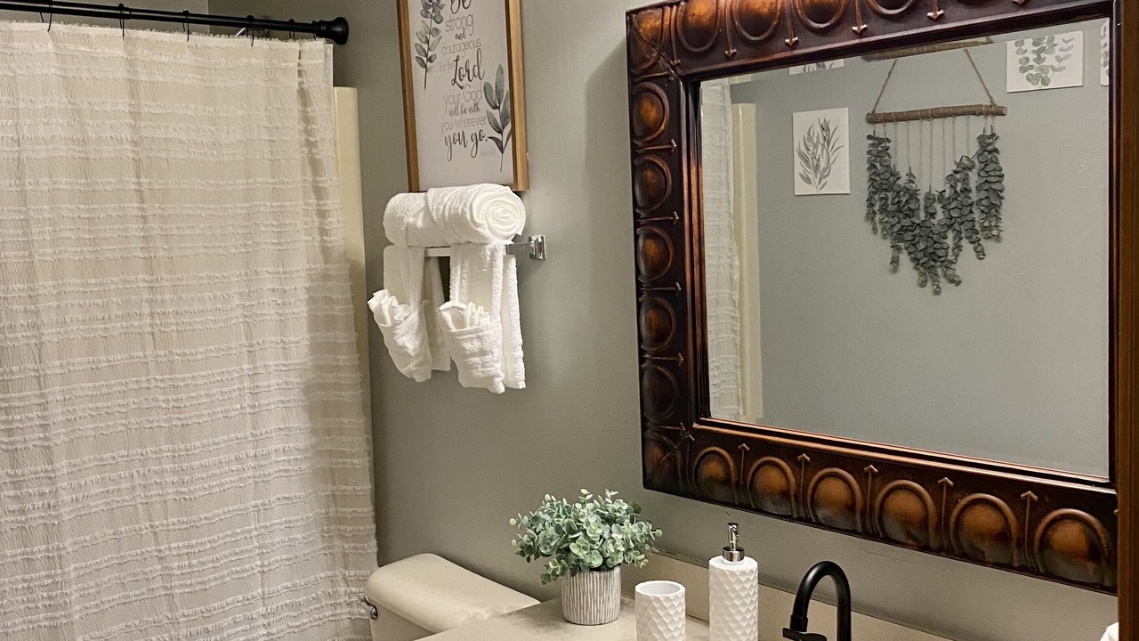 Photo of Bathroom in Ontario