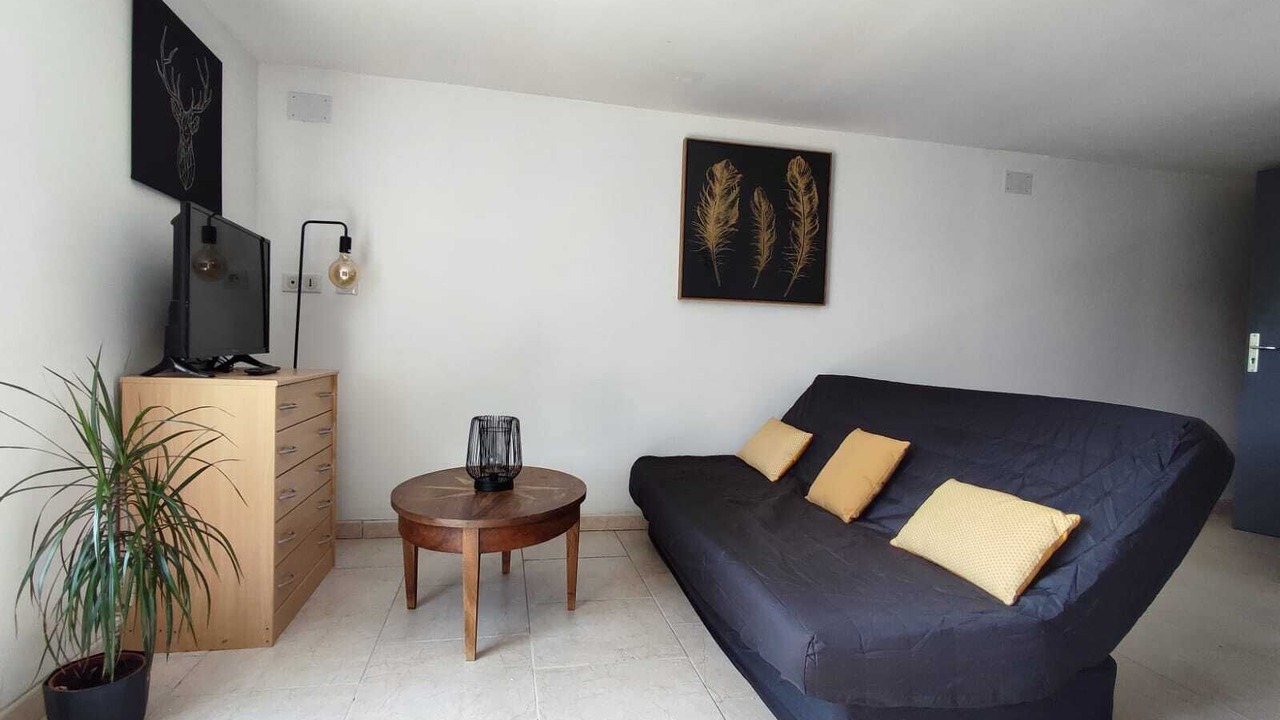 Photo of Livingroom in Saint-Etienne-de-Lugdares