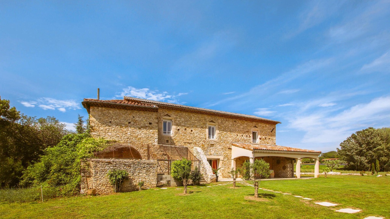 Photo of Others in Sauzet