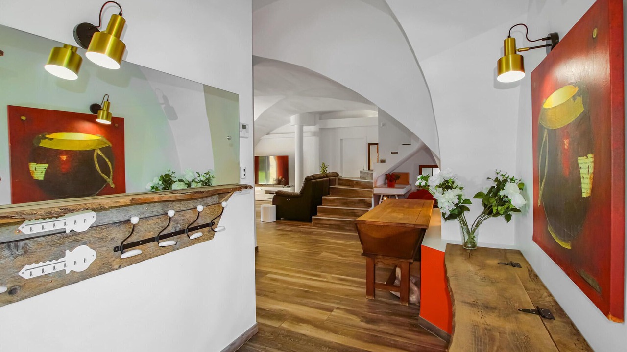 Photo of Others in Sauzet